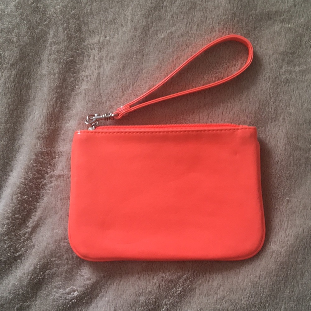 Express wristlet - Picture 3 of 3